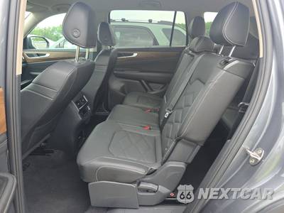 2025 Volkswagen Atlas 2.0T SE w/Technology - zdjęcie 13 z 24 - miniatura