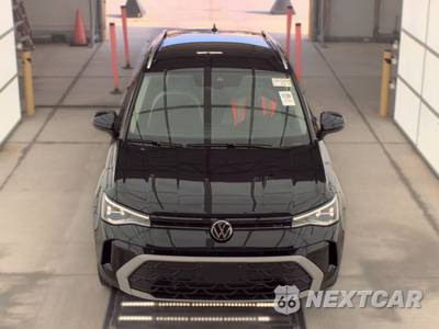 2025 Volkswagen Taos SE - zdjęcie 2 z 28 - miniatura