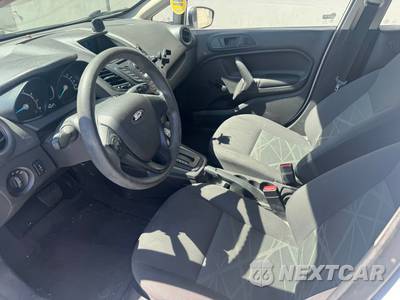 2014 Ford Fiesta S Hatchback - zdjęcie 13 z 18 - miniatura