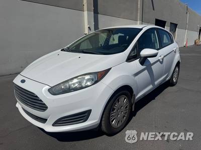 2014 Ford Fiesta S Hatchback - zdjęcie 2 z 18 - miniatura