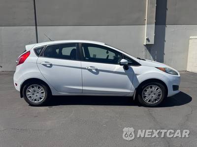 2014 Ford Fiesta S Hatchback - zdjęcie 7 z 18 - miniatura