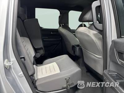 2026 Toyota Tacoma TRD Off-Road Crew Cab Medium Bed - zdjęcie 34 z 42 - miniatura