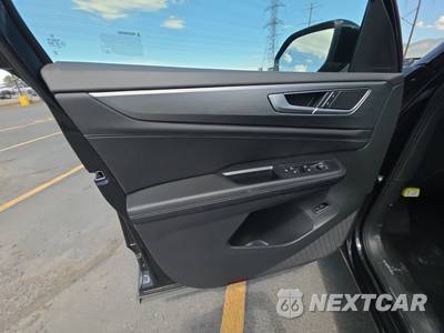 2026 Volkswagen Atlas Cross Sport 2.0T SE w/Technology - zdjęcie 9 z 25 - miniatura