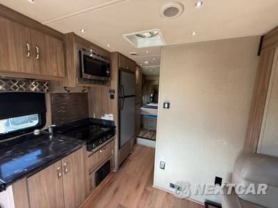 2016 Mercedes-Benz Sprinter 3500 Cab Chassis DRW - zdjęcie 11 z 16 - miniatura