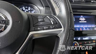2018 Nissan Rogue SV - zdjęcie 14 z 26 - miniatura