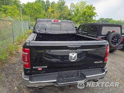 2023 Ram 1500 Laramie Crew Cab Short Bed - zdjęcie 5 z 28 - miniatura