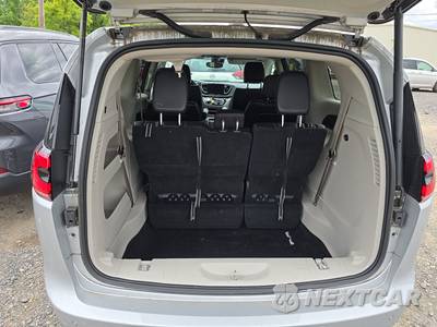 2023 Chrysler Pacifica Touring L 121.6" WB - zdjęcie 17 z 31 - miniatura