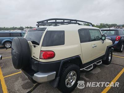 2008 Toyota FJ Cruiser w/Rear Doors - zdjęcie 4 z 36 - miniatura