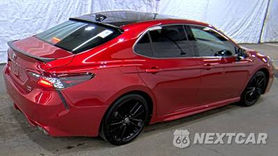 2021 Toyota Camry XSE - zdjęcie 4 z 20 - miniatura