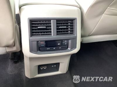 2018 Volkswagen Atlas 2.0T SEL - zdjęcie 20 z 31 - miniatura