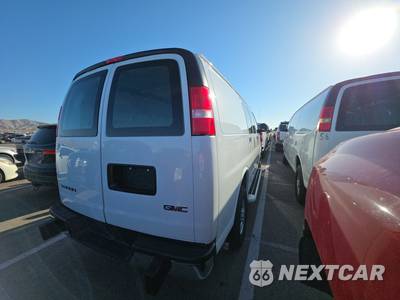 2025 GMC Savana 2500 Cargo Van 1WT 135.0" WB - zdjęcie 4 z 29 - miniatura