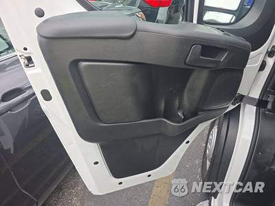 2025 Ram ProMaster 2500 Cargo Van Tradesman w/Passenger Seat Low Roof 136.0" WB - zdjęcie 9 z 30 - miniatura
