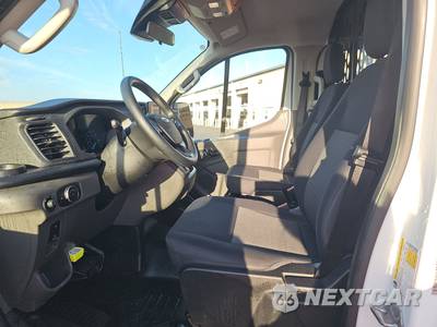 2025 Ford Transit 250 Cargo Van Low Roof 130.0" WB - zdjęcie 7 z 25 - miniatura