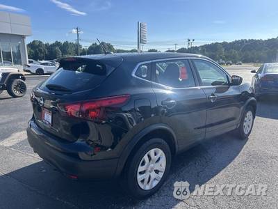 2018 Nissan Rogue Sport S - zdjęcie 6 z 49 - miniatura