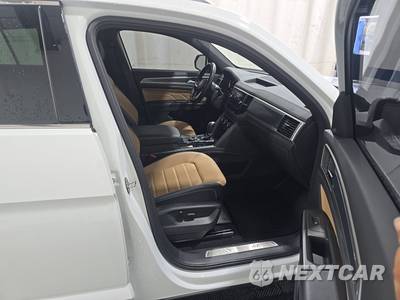 2020 Volkswagen Atlas Cross Sport Execline - zdjęcie 8 z 21 - miniatura