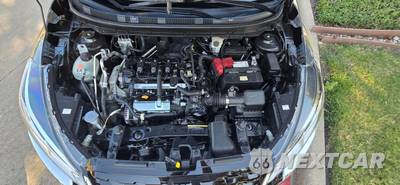 2025 Nissan Kicks Play - zdjęcie 31 z 33 - miniatura