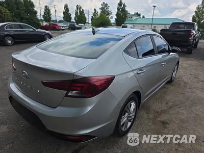 2020 Hyundai Elantra SEL Sedan - zdjęcie 4 z 21 - miniatura