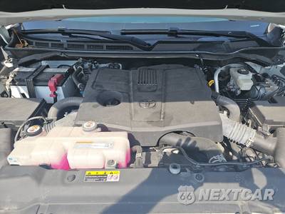2022 Toyota Tundra Limited Crew Cab Medium Bed - zdjęcie 15 z 31 - miniatura