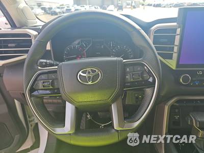 2022 Toyota Tundra Limited Crew Cab Medium Bed - zdjęcie 10 z 31 - miniatura