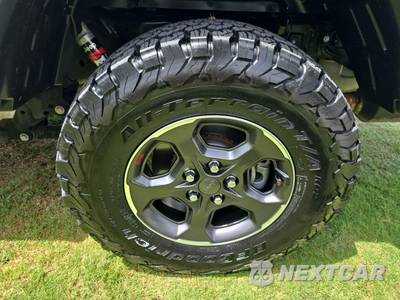 2021 Jeep Gladiator Rubicon Crew Cab Medium Bed - zdjęcie 11 z 24 - miniatura