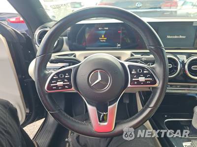 2020 Mercedes-Benz CLA 250 - zdjęcie 16 z 27 - miniatura