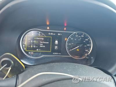 2019 Nissan Kicks SR - zdjęcie 12 z 29 - miniatura