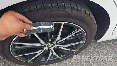 2024 Toyota Camry SE - zdjęcie 26 z 34 - miniatura
