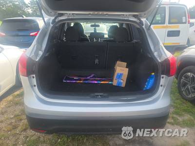 2018 Nissan Rogue Sport S - zdjęcie 16 z 23 - miniatura
