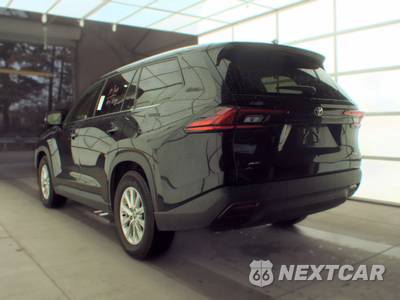 2025 Toyota Grand Highlander XLE - zdjęcie 6 z 33 - miniatura