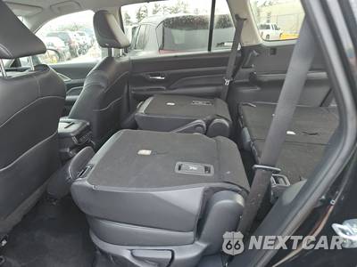 2025 Toyota Grand Highlander XLE - zdjęcie 13 z 33 - miniatura