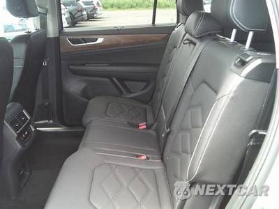 2025 Volkswagen Atlas 2.0T SE w/Technology - zdjęcie 13 z 30 - miniatura