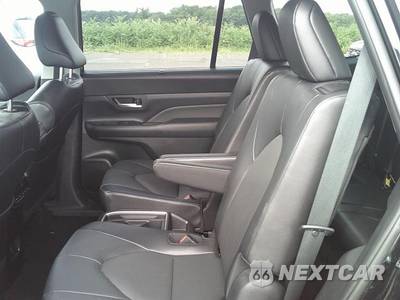 2025 Toyota Grand Highlander XLE - zdjęcie 13 z 30 - miniatura