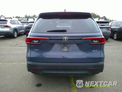 2025 Toyota Grand Highlander XLE - zdjęcie 17 z 30 - miniatura