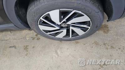 2025 Volkswagen Atlas 2.0T SE w/Technology - zdjęcie 26 z 31 - miniatura