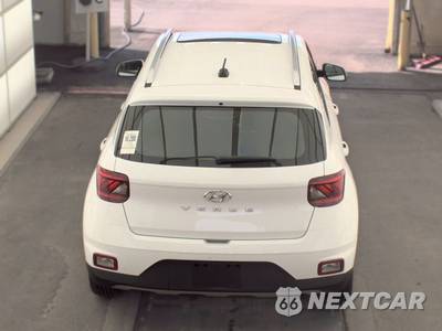 2025 Hyundai Venue SEL - zdjęcie 5 z 25 - miniatura
