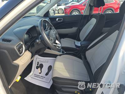 2025 Hyundai Venue SEL - zdjęcie 7 z 25 - miniatura