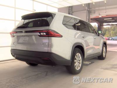 2025 Toyota Grand Highlander XLE - zdjęcie 4 z 35 - miniatura