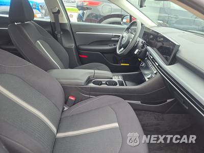 2025 Hyundai Sonata SEL - zdjęcie 8 z 19 - miniatura