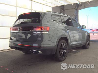 2025 Volkswagen Atlas 2.0T SE w/Technology - zdjęcie 4 z 31 - miniatura