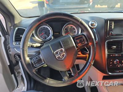 2017 Dodge Grand Caravan SXT 121.2" WB - zdjęcie 10 z 24 - miniatura