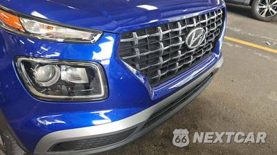 2025 Hyundai Venue SEL - zdjęcie 27 z 27 - miniatura