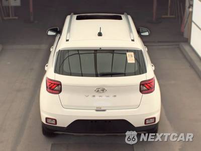 2025 Hyundai Venue SEL - zdjęcie 5 z 28 - miniatura