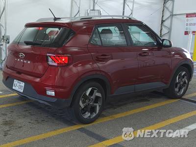 2025 Hyundai Venue SEL - zdjęcie 4 z 33 - miniatura
