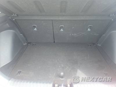 2025 Hyundai Venue SEL - zdjęcie 16 z 33 - miniatura