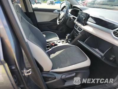 2025 Volkswagen Taos SE - zdjęcie 8 z 24 - miniatura