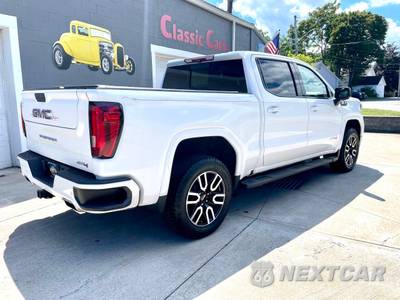 2020 GMC Sierra 1500 AT4 Crew Cab Short Bed 4SB - zdjęcie 11 z 50 - miniatura