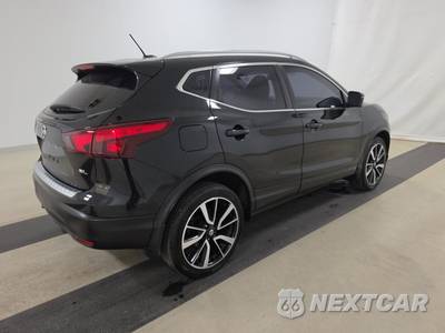 2017 Nissan Rogue Sport SL - zdjęcie 4 z 31 - miniatura