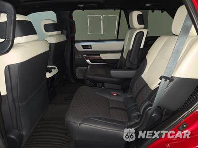 2023 Toyota Sequoia Capstone - zdjęcie 13 z 24 - miniatura
