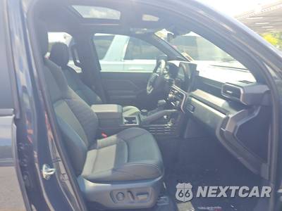 2025 Toyota 4Runner TRD Sport Premium - zdjęcie 8 z 19 - miniatura