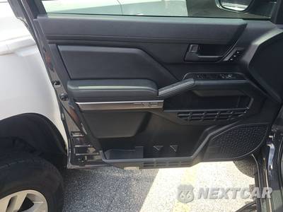 2025 Toyota 4Runner TRD Sport Premium - zdjęcie 9 z 19 - miniatura